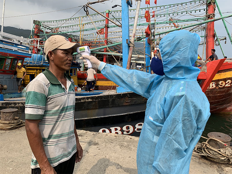 Kiểm soát chặt dịch bệnh từ cảng biển

